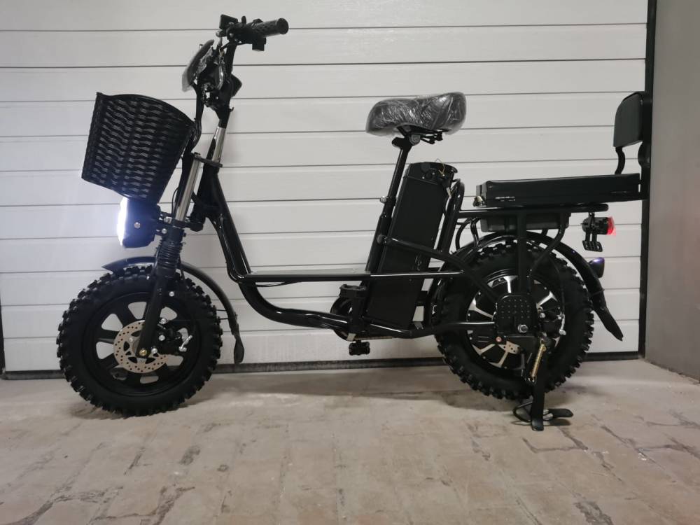 Электровелосипед monster black. Lifan Mini Bike. Минибайк дудлбаг. Мини мокик с двигателем Лифан. Минибайк с двигателем Лифан.