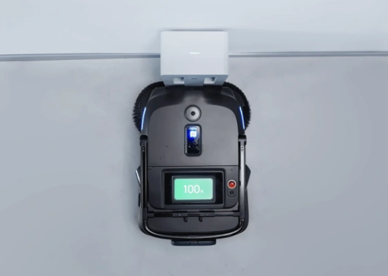 Сервисный робот-уборщик PUDU MT1