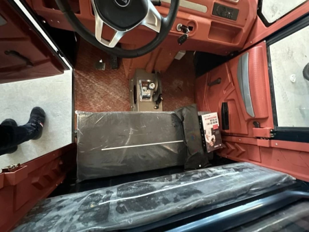 Грузовой электротрицикл с кабиной ASL Кабина 1800 72V 68Ah