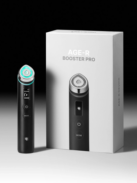 Микротоковый аппарат Medicube AGE-R Booster Pro черный