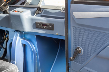 Грузовой электротрицикл Rutrike Фактор 2600 60V2000W черный