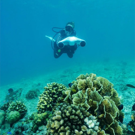 Подводный электроскутер MANTA белый