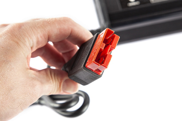 Зарядное устройство интеллектуальное для Li аккумуляторов 24V100AH (20А) Anderson